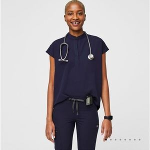 Figs scrubs for sale w/jogger bottoms